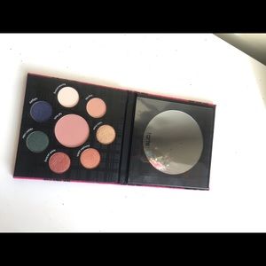 Tarte fall feels eye and cheek palette! Unused